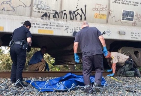 【閲覧注意】女性が死亡した電車事故の現場で1枚の写真が撮影される・・・