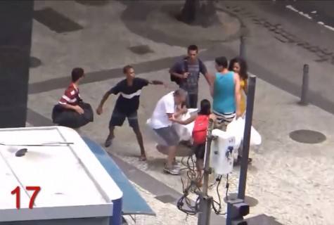 オリンピックは本当に大丈夫？これはブラジル・リオの、”同じ交差点” で撮影された12分間の映像です