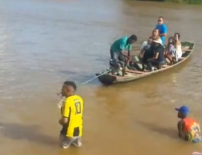 【閲覧注意】ブラジルのアマゾン川で釣れる、”最も恐ろしいもの” をご覧ください