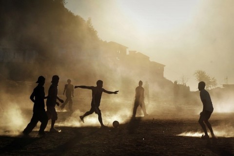 【閲覧注意】ISISの ”サッカー” をご覧ください。ボールはもちろん・・・（動画）