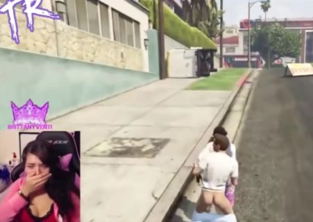 【動画】オンラインゲーム上でレ●プされた巨乳女ゲーマー、発狂する…