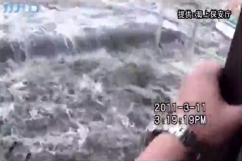 【動画】海外サイトで公開されていた「日本の大津波」の映像がヤバすぎる…