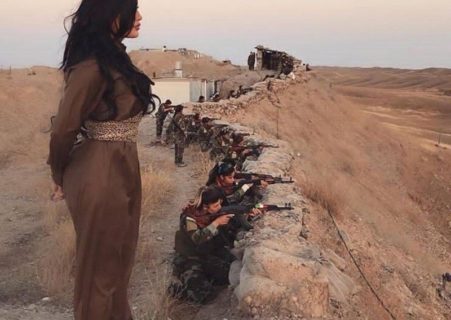 【閲覧注意】ISISに敵対する女性兵士、捕らえられ、凌辱の限りを尽くされる…（画像あり）