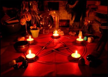 【閲覧注意】アフリカの黒魔術の儀式で人間の子供を ”生贄” として使用した結果…（動画あり）