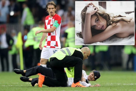 【エロ注意】ワールドカップ決勝で乱入した女、「脱いだら凄かった」と話題に（画像あり）