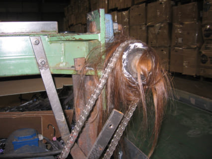 【閲覧注意】工場の女性作業員「あ、機械に髪が！」 ⇒ ぐるぐるぐるぐるブチッ
