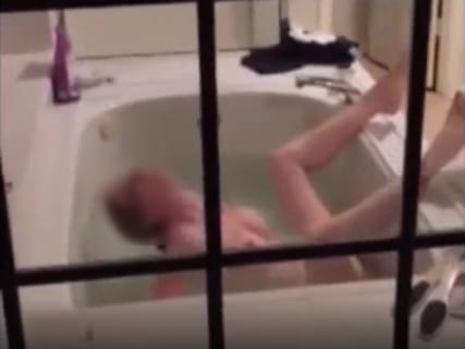 【ガチ動画】隣人の女が風呂場でオ○ニーしてるの盗撮したから晒すｗｗｗｗｗ