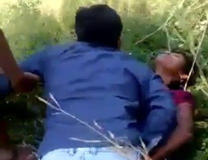【動画】”レ●プ大国” インドで少女が彼氏の目の前で犯される…鬼畜すぎ…