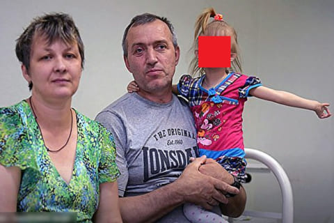 【閲覧注意】世界中に波紋を呼んだロシアの幼女、3年が経った現在の姿がこちらです…（画像あり）
