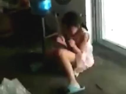 【衝撃映像】女子小学生がボコボコにされる動画。めちゃくちゃ炎上してる