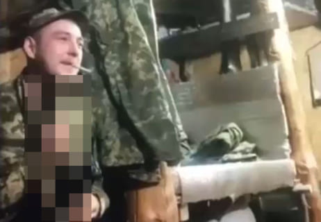 【閲覧注意】ロシア軍人さん、一般人には絶対できない方法で自殺する・・・（動画）