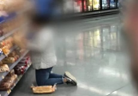 【閲覧注意】うちのスーパーで女性が殺された ⇒ 監視カメラに恐ろしい光景が…
