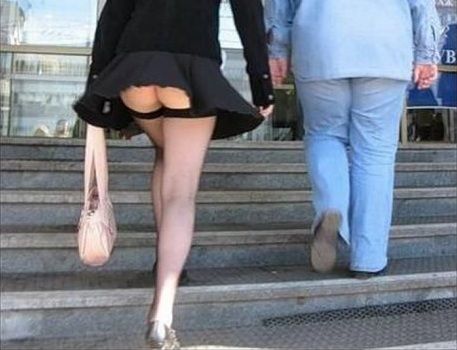 下着もワールドクラス、海外の女性たちの【パンチラ】［20］images