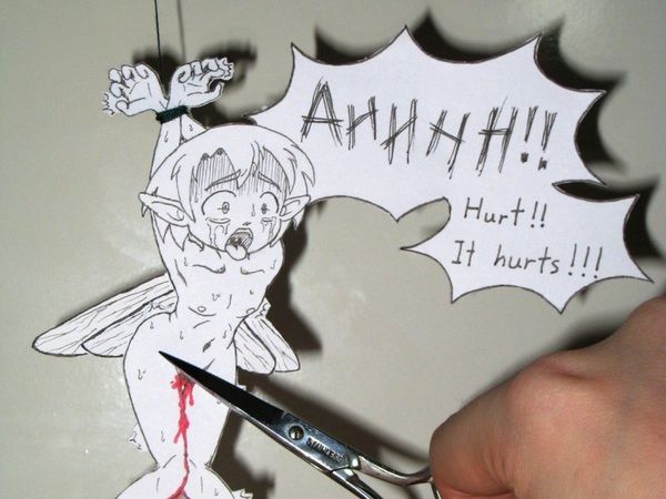 ハサミで性器を切断。妖精を死ぬまで拷問（6枚）