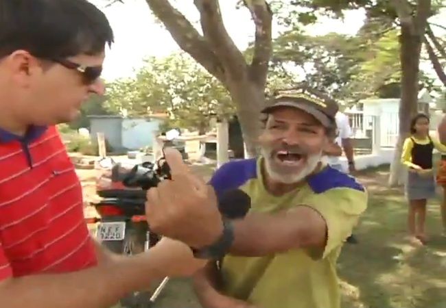 放送事故。ブラジルのTV局がヤバい男にインタビューしてしまう