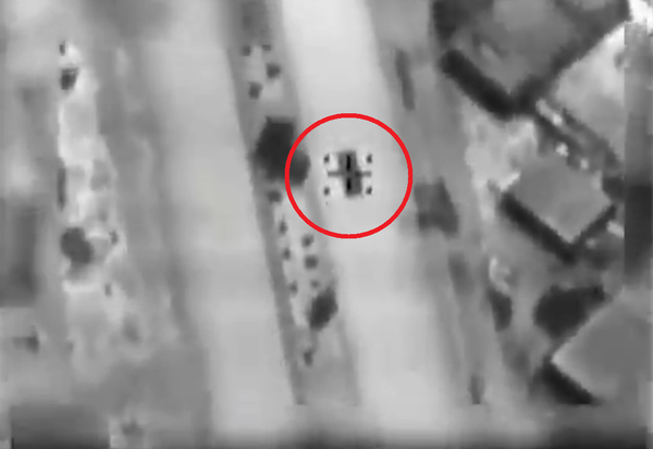 イスラエル空軍がテロリストの車を上空から爆殺