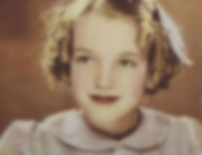 マリリン・モンローの幼女時代が可愛すぎる（画像）