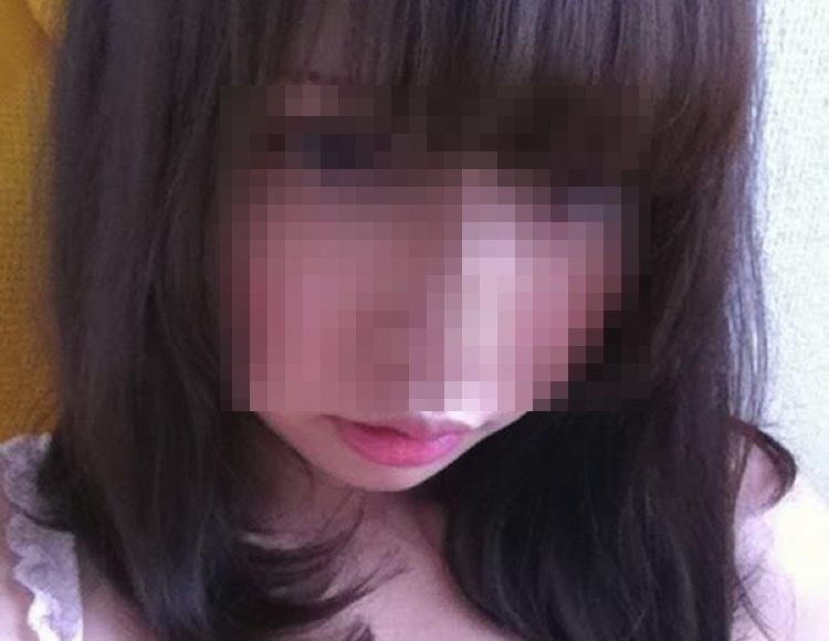 【画像】18歳の女の子がネット上で顔とおっぱい晒してたので全部持ってきた
