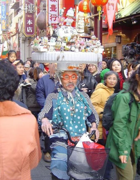 the_wackiest_pictures_always_come_from_japan_640_05
