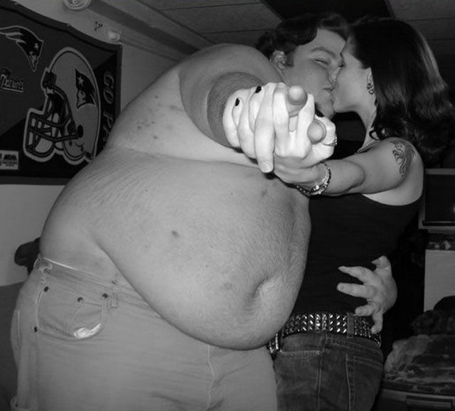 this_can_only_be_true_love_640_02