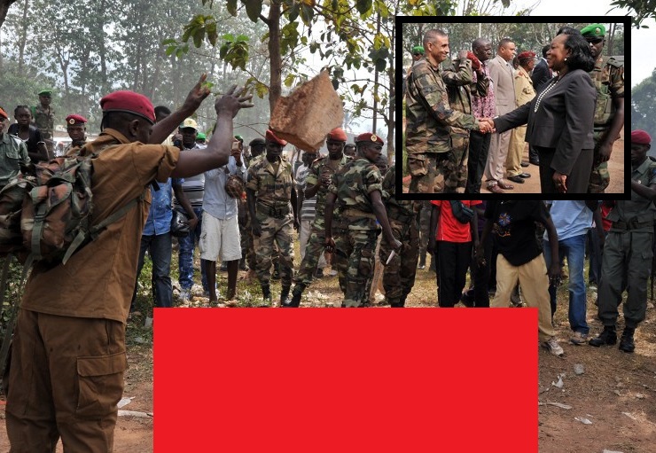【閲覧注意】大統領と握手した後は石を投げて人を殺さなきゃ！忙しい忙しい