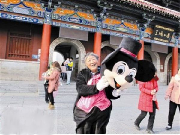 chinese_mickey_mouse_03