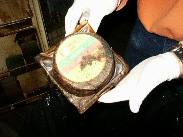 slomannyy_holodilnik_09