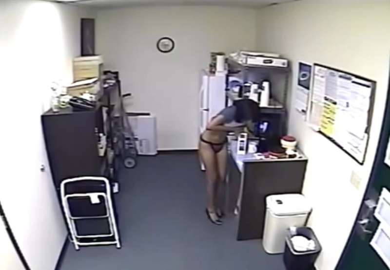 Ev0agJ9PL0tLmWS1399803781_1399803787