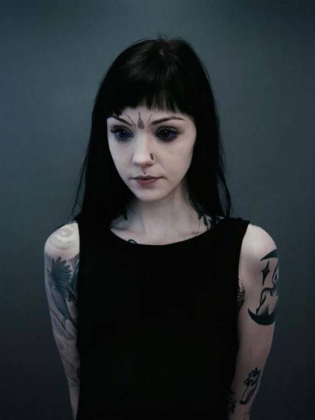 tattooed_eyeballs_01