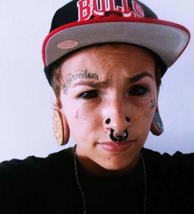 tattooed_eyeballs_12