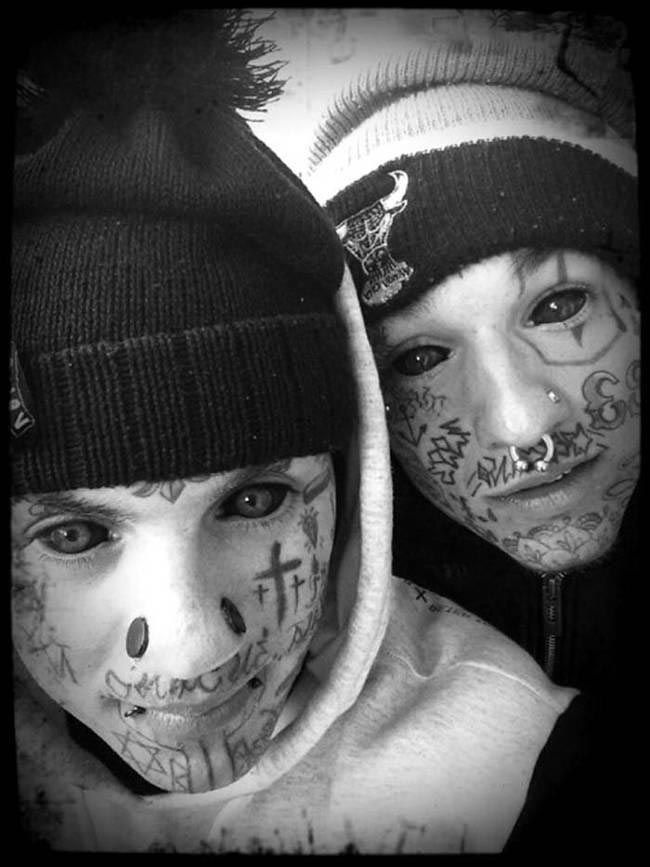 tattooed_eyeballs_14