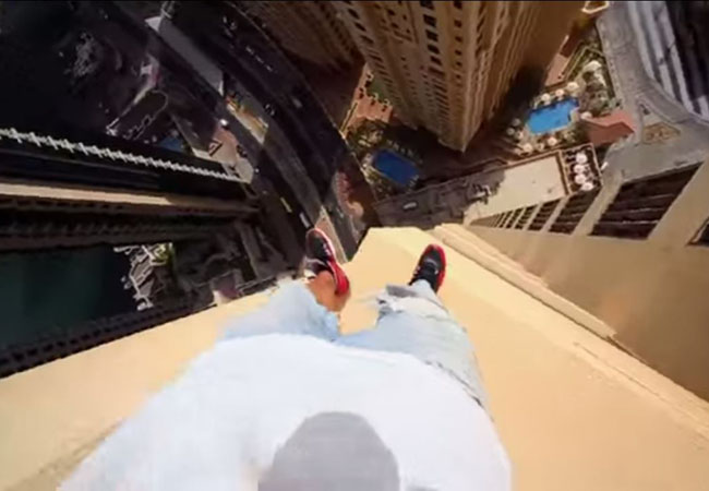 【動画】落ちたら即死。鋼の精神を持った男のパルクール映像