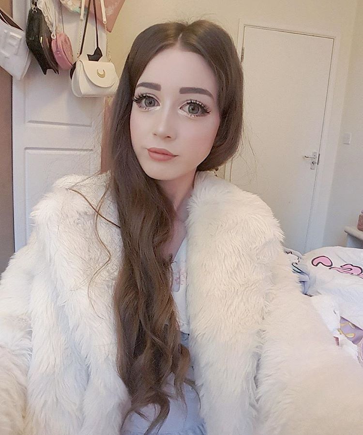 studentka-kukolka_02