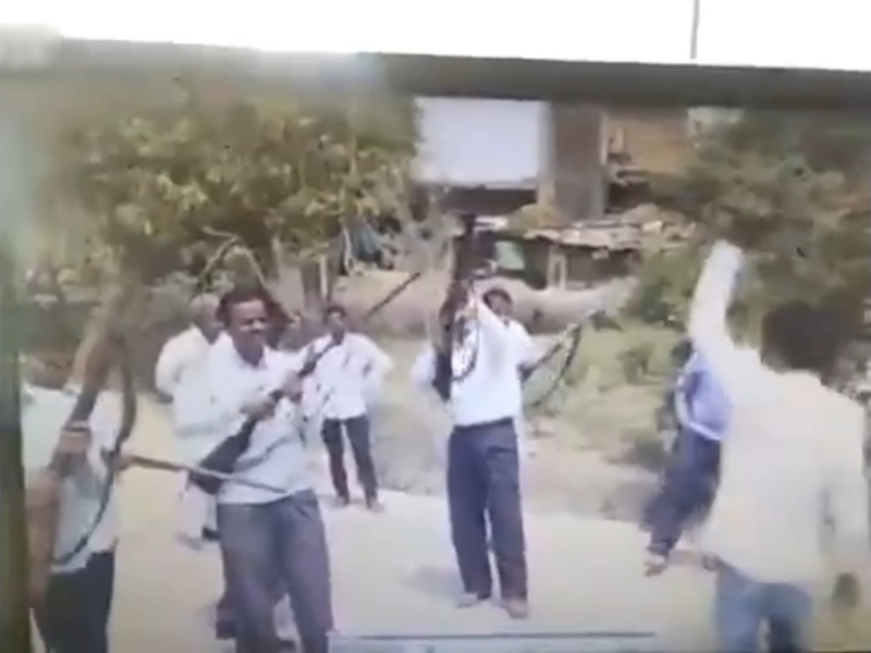 Jg8b9eQ_wjk1dqc1459218416_1459218422