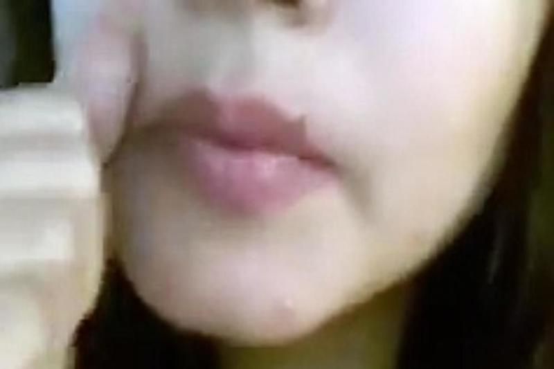 【閲覧注意】女の子、”自分の身体の一部” を食べ続けた結果