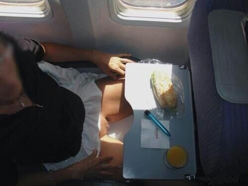 flight-companions_07