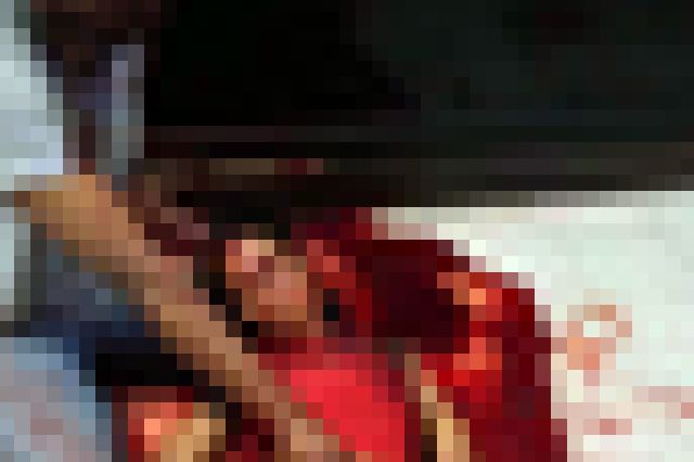 【閲覧注意】クラブで女の子がヤバい事になってる