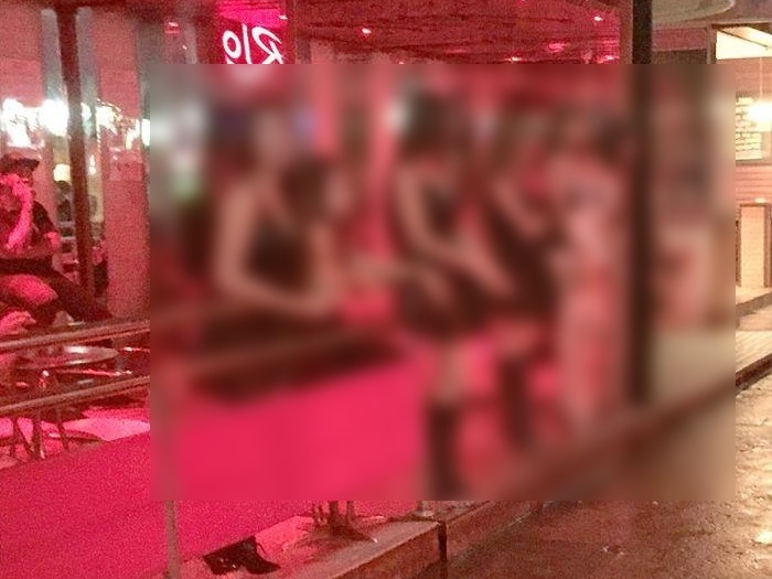 タイの国王が死去した結果・・・売春婦たちが・・・（画像）