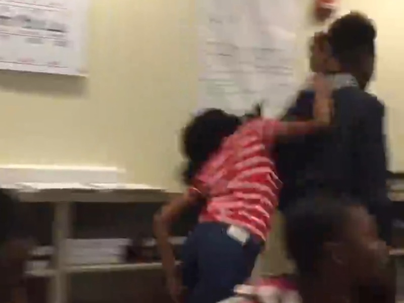 8shwkfbciofu5hb1480374370_1480374378