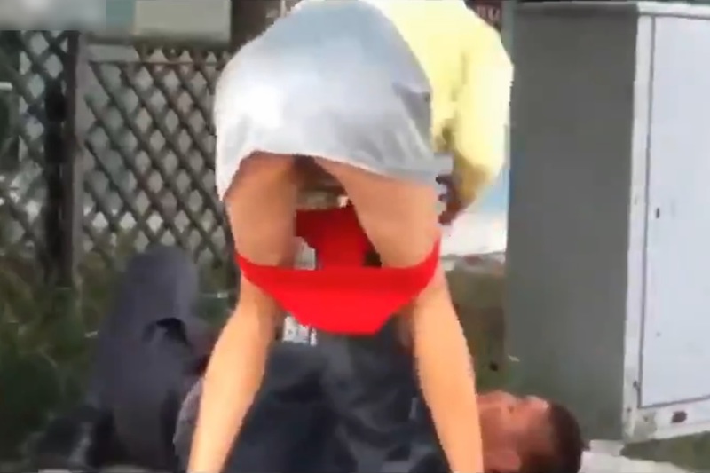 どうしても目の前の男とセ○クスしたい女の行動・・・