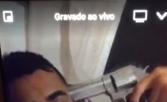 SJGtQ6QyT3jBTRD1485828357_1485828363