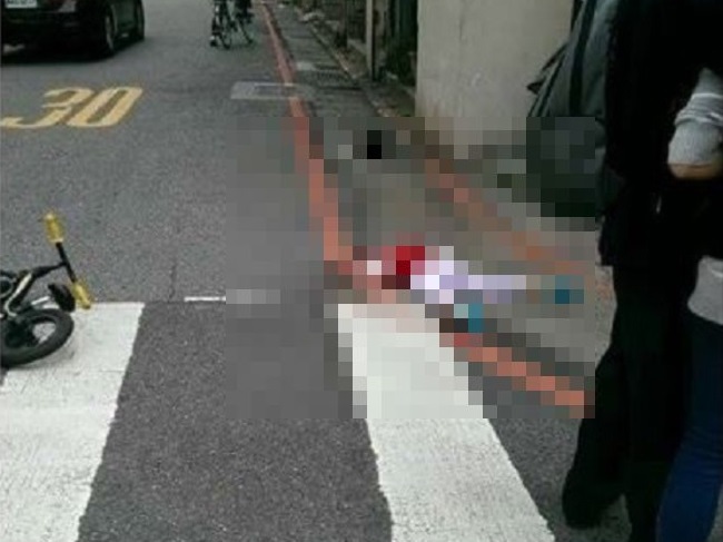 【閲覧注意】４歳の幼女、３３歳の男に襲われ・・・（画像）