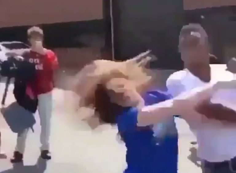 白人女性が黒人男性に ”めちゃめちゃにヤラれてる” 動画が炎上。これは酷い…（動画）