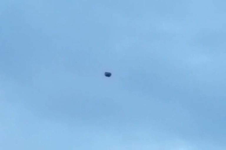 ２０１８年最初のＵＦＯ映像がやばい…宇宙人乗ってたとか…