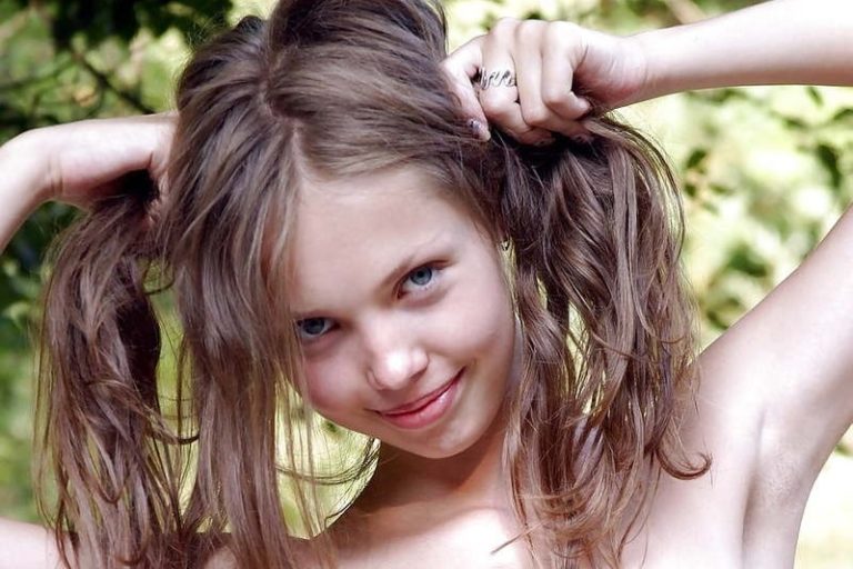 【画像】ロシアの１０代美少女のガチ全裸ｗｗｗｗｗｗｗｗ