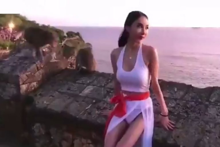 【エロ注意】サル、超絶美少女にとんでもない事をしてしまうｗｗｗ（動画あり）