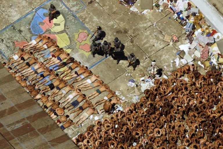 【閲覧注意】ブラジルの刑務所でいじめられた結果・・・・・（動画あり）