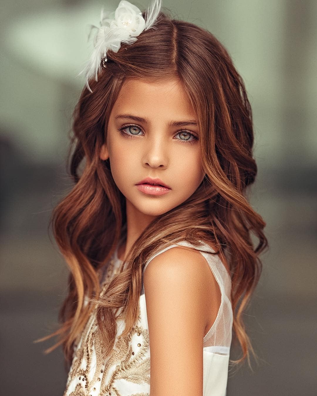 【画像】世界で最も美しい双子の美少女（9歳）、100万人のロリコン達の餌食になる ポッカキット 