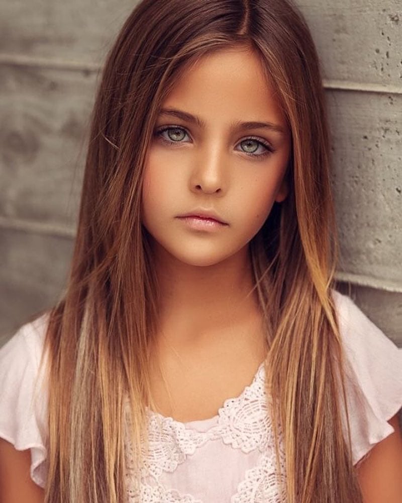 【画像】世界で最も美しい双子の美少女（9歳）、100万人のロリコン達の餌食になる ポッカキット 