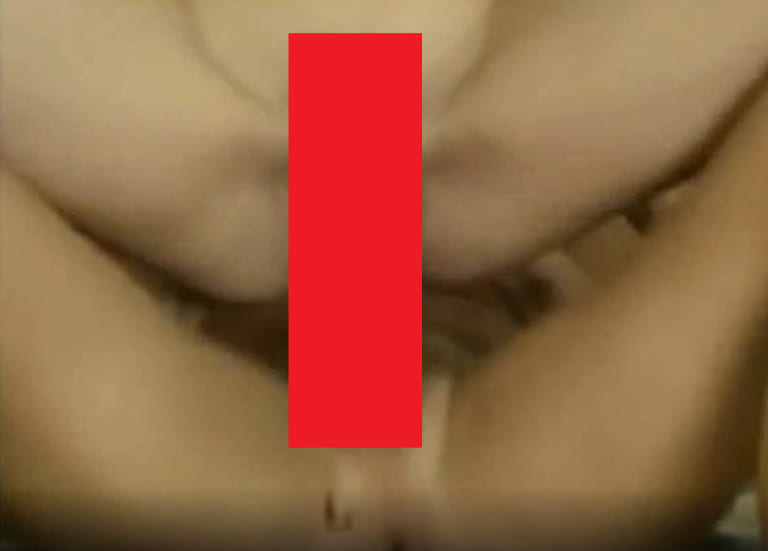 【無修正】騎乗位で処女喪失したらこうなるらしい…凄いなこれ…